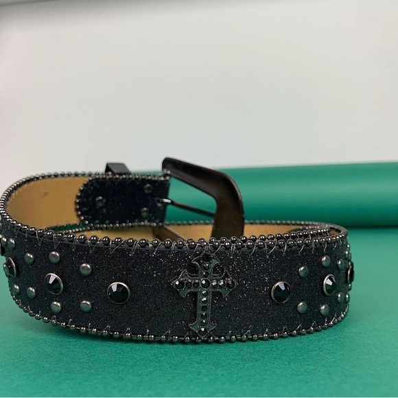 Black studded belt with gems and crosses - Picture 2 of 4